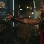 『ソー：ラブ＆サンダー』のミョルニルがソーじゃなくジェーンを選ぶ衝撃的な本編映像公開🔨！