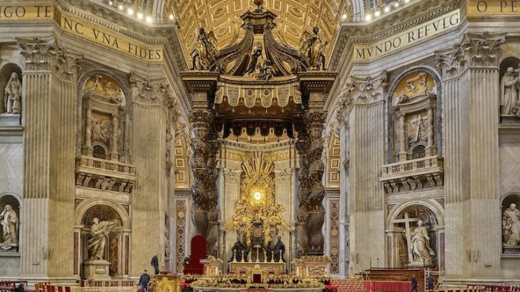 ポコねっと　放尿　聖ペトロ大聖堂　Amazon