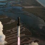 『Starship』が地球周回軌道への侵入に成功しペラペラの「Starlink」26機をポイポイ軌道投入する映像!w